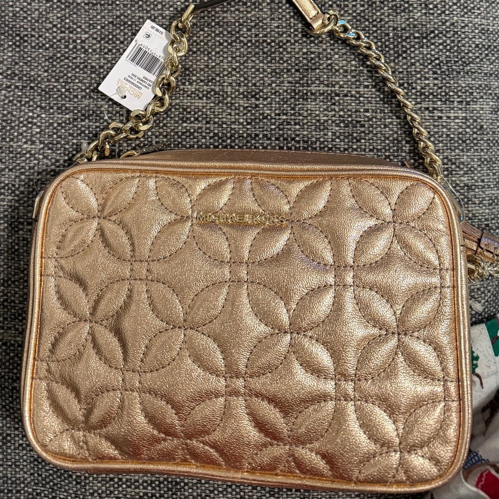 Michael Kors Brand new quilted Floral Ligh Rose Gold Leather Camera Md Crossbody